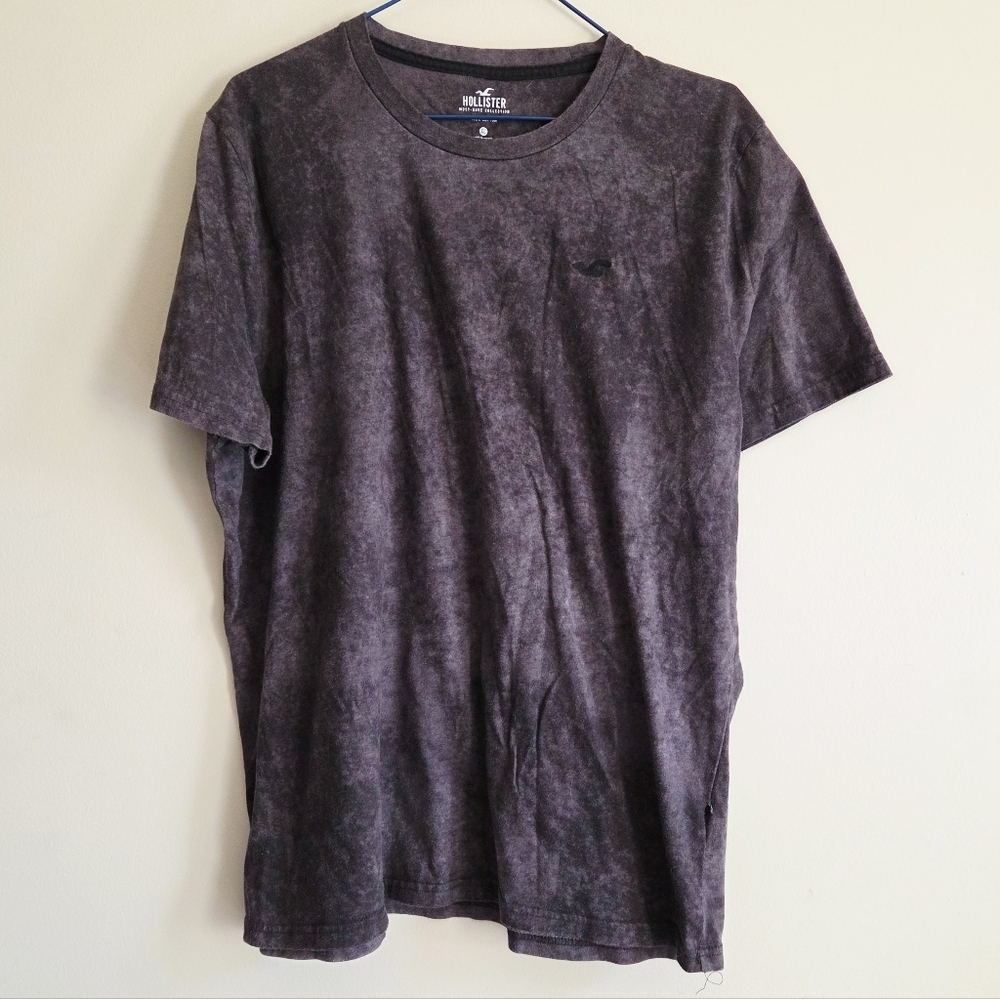 *3 for $30* Hollister Men's Mineral-Wash 100% Cotton Dark Charcoal Crew Tee